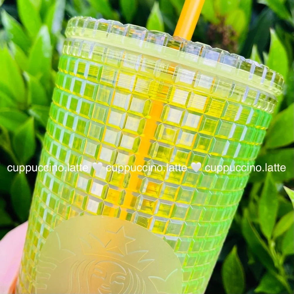 đ2 NEW⨠Starbucks Summer 2 âWatermelonâ & âLemonâ Ombre Disco Grid Tumblers - Picture 4 of 15
